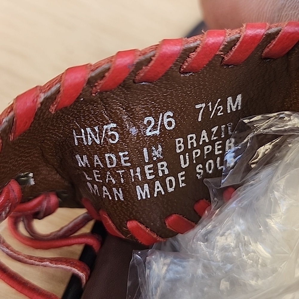 Franco Sarto Red Leather Braided Thong Women's Sandals Size 7.5 - Picture 11 of 12